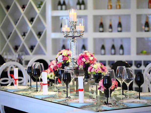 romantic hotels in hcm 14