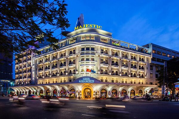 romantic hotels in hcm 4