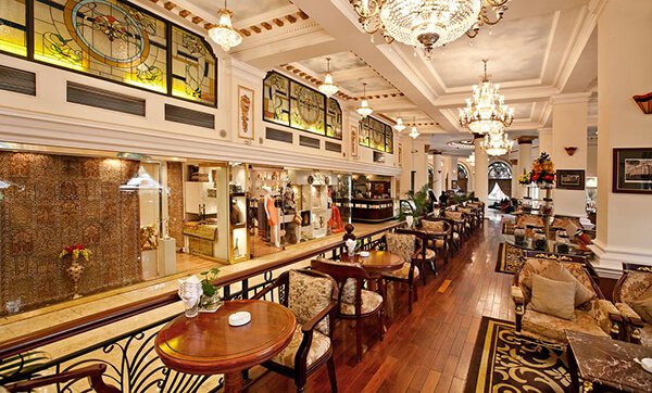 romantic hotels in hcm 5