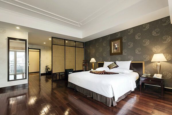 romantic hotels in hcm 9