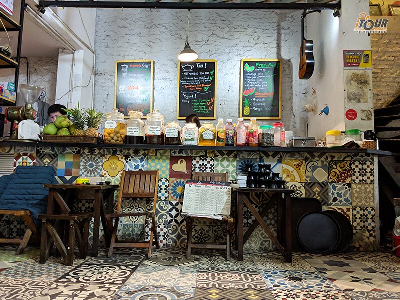 old cafes in hanoi nang